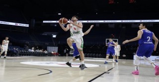 Pınar KSK'nin gençleri Efes'e farklı kaybetti