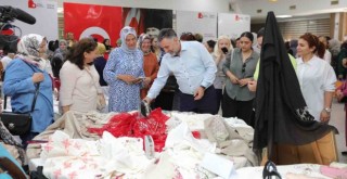 Bayraklılı kadınların sergisi göz kamaştırdı