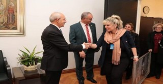 Karşıyaka CHP Kadın Kolları Genel Merkez'de...