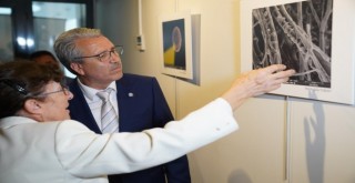 Bilimi sanatla buluşturan sergi