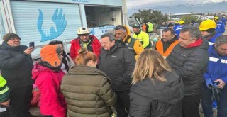 Başkan Batur deprem bölgesinde
