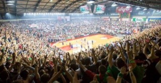 Karşıyaka, basketbolda taraftarıyla buluşuyor