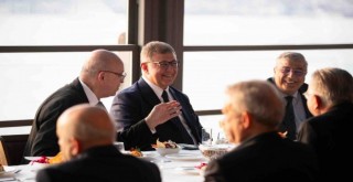 Tugay: İzmir aslanlar gibi burada duruyor