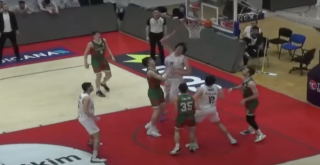 BGL'de Karşıyaka, Aliağa Petkimspor'a farklı kaybetti