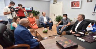 Başkan İduğ’dan AK Parti’ye hayırlı olsun ziyareti