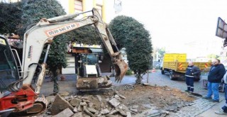 Efes Selçuk’ta doğal gaz ve altyapı çalışmaları başladı