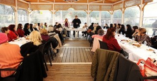 Başkan Tugay, öğrencilerle bir araya geldi