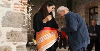 Bergama'da tarihi tören