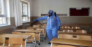 Karabağlar’da YKS merkezleri de dezenfekte edildi