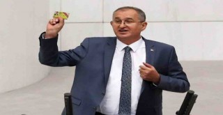 CHP Milletvekili Atila Sertel gazetecilere özgürlük istedi