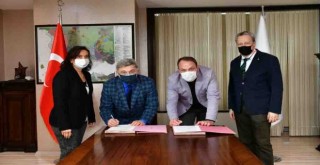 Rotary'den Çiğli Belediyesi'ne tam donanımlı hasta müdahale ambulansı