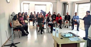 Çiğli’de ''Toplumsal Cinsiyet Eşitliği'' eğitimleri tamamlandı