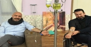 Serum ile sahneye çıktılar