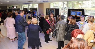 Karşıyaka Halk Eğitim'den 2 sergi bir arada