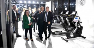 Karaca’dan Başkan İduğ’a övgü