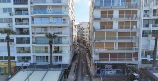 Alsancak’ta altyapısı tamamlanan sokaklar asfaltlanıyor