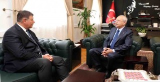 Başkan Tugay'dan Kılıçdaroğlu'na ziyaret