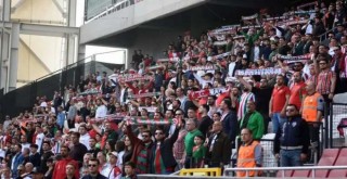 Karşıyaka'ya Ayvalık'ta 53 kontenjan