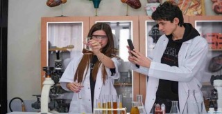 Cihat Kora Anadolu Lisesi öğrencileri bölge birincisi oldu