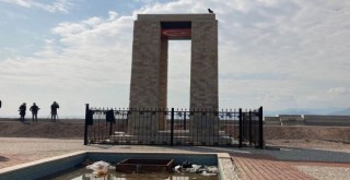 Karşıyaka Belediyesi'nden Çanakkale Şehitleri Anıtı cevabı