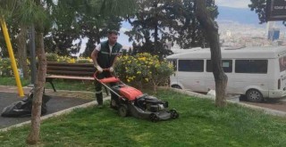 Konak’ın parkları bayramda çiçek açtı
