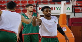 Pınar Karşıyaka sezonu Fethiye ile açıyor