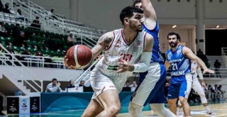 Bornova Belediyesi Karşıyaka evinde Ormanspor'a kaybetti