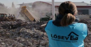 LÖSEV uyarıyor: Deprem ayrı, moloz ayrı öldürüyor