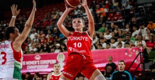 16 Yaş Altı Kız Milli Takımı mağlubiyetle başladı