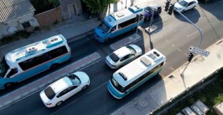 İzmir Büyükşehir Zabıtası, kural tanımayan sürücüleri havadan tespit ediyor