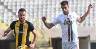 Karşıyaka’ya erteleme maçında tek gol, 3 puan