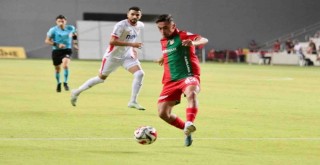 Kaf Kaf kalesini gole kapattı