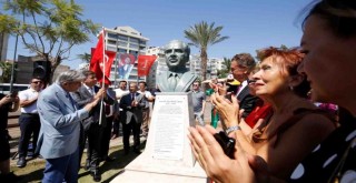 Muammer Aksoy'un adı Karşıyaka'da ölümsüzleşti