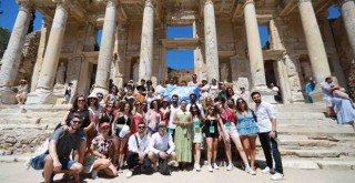 Avrupalı gençler Efes Selçuk'ta buluştu