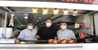 Gaziemir Esnafı Corona tedbirleri ile hizmete hazır