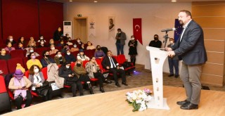 Çiğli’de kadınlara yönelik şiddetle mücadele yolları anlatıldı