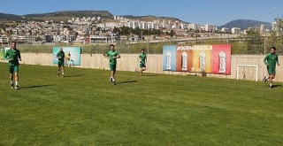 Karşıyaka antrenmanlara başladı