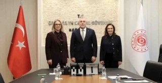 Ankara'da Karşıyaka zirvesi