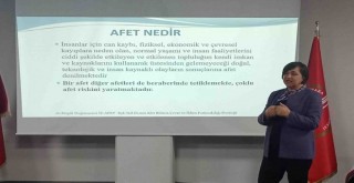 Karşıyaka'da ''Depreme Nasıl Hazır Oluruz'' paneli