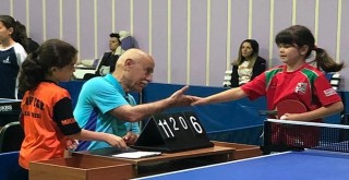 Bostanlıspor'dan her yaş grubuna masa tenisi daveti...
