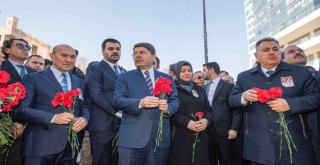 Şehit Fethi Sekin ve Musa Can İzmir Adliyesi’nde anıldı