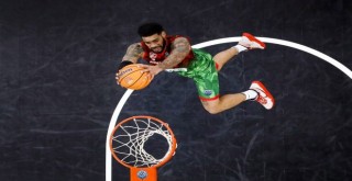 D.J. Kennedy Şampiyonlar Ligi tarihine geçti