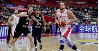 Pınar Karşıyaka'nın Millileri dönüyor