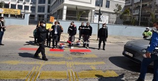 Kaymakam Çalışır: Yayalar kırmızı çizgimiz