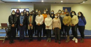 Pandeminin etkilerine karşı kadın çalışanlara eğitim