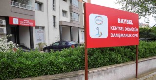 Bayraklı’nın Kentsel Dönüşüm Danışmanlık Ofisi yüzleri güldürdü