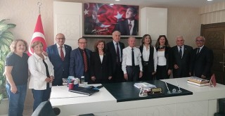 Karşıyakalı muhtarların müftü ziyareti