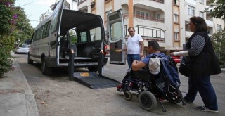 Buca’da engellilere seçim günü ulaşım desteği