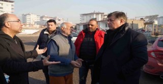 Başkan Tugay deprem bölgesinde