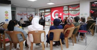 Konaklı kadınlara şiddete karşı hakları anlatıldı